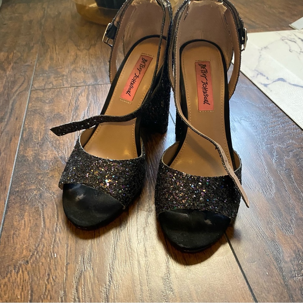 Black glitter Betsey Johnson pumps